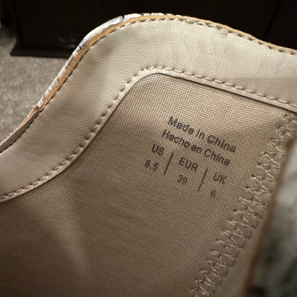 ALDO Snakeskin Mule Heels - size 8.5 - Picture 4 of 9